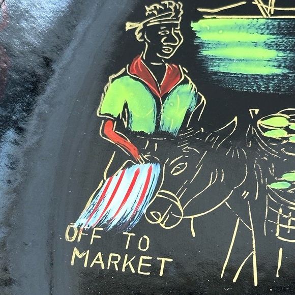 Nassau and Bahamas Lacquered Trays - Picture 11 of 15